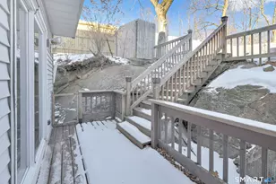 936 Lindley St, Bridgeport, CT 06606 - Photo 27