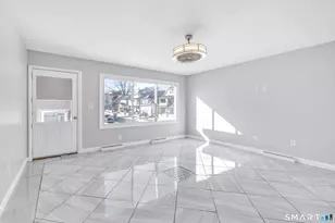 936 Lindley St, Bridgeport, CT 06606 - Photo 3