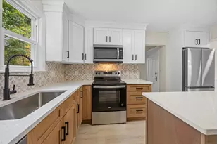 58 Eggleston St, Torrington, CT 06790 - Photo 3