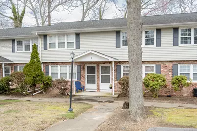 280 East Main Street #APT E6, Clinton, CT 06413 - Photo 1