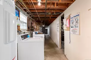 280 E Main St, Clinton, CT 06413 - Photo 31