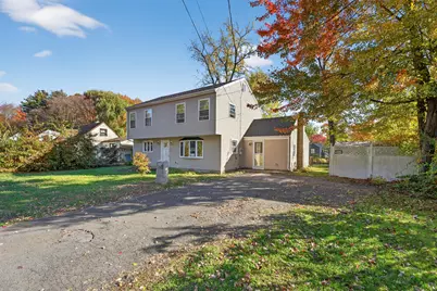 97 Boothbay Street, Bloomfield, CT 06002 - Photo 3