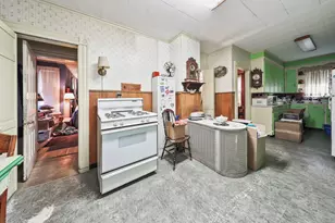 47 Cottage Ave, Ansonia, CT 06401 - Photo 9