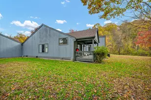 7 Hearthstone Dr, Brookfield, CT 06804 - Photo 23