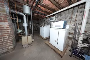 81 Capitol Ave, Waterbury, CT 06705 - Photo 31