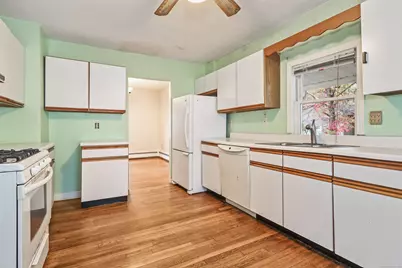 81 Capitol Avenue, Waterbury, CT 06705 - Photo 7