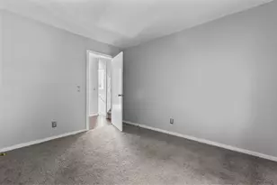 36 Raymond Dr, Meriden, CT 06451 - Photo 25