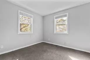 36 Raymond Dr, Meriden, CT 06451 - Photo 29