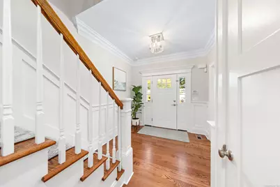 109 Jeniford Road, Fairfield, CT 06824 - Photo 3