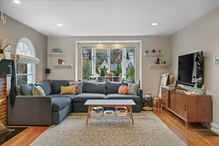 34 Bradley Pl, Stamford, CT 06905 - Photo 9