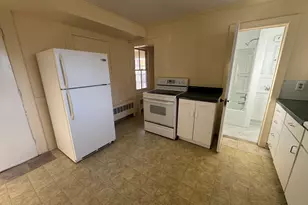 31 Wolcott Ave, Torrington, CT 06790 - Photo 5