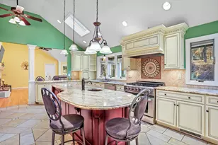 4 Autumn Ridge Rd, New Fairfield, CT 06812 - Photo 7