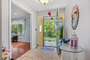 4 Autumn Ridge Rd, New Fairfield, CT 06812 - Photo 5