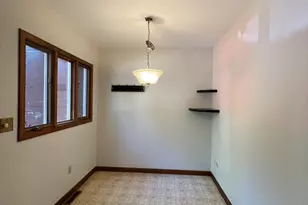 1142 Sperry Rd, Cheshire, CT 06410 - Photo 3