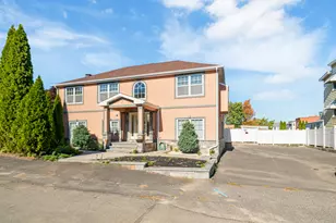 16 Clairmont Ave, Waterbury, CT 06708 - Photo 39