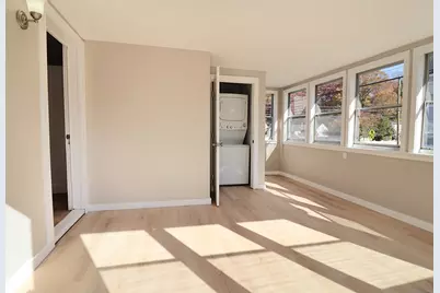 154 Hawthorne Avenue, Derby, CT 06418 - Photo 29