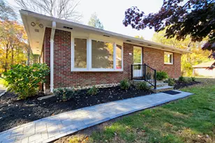 11 Upper Whittemore Rd, Middlebury, CT 06762 - Photo 5