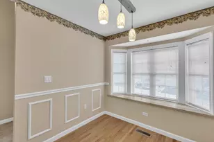 244 Oakland St, Manchester, CT 06042 - Photo 5