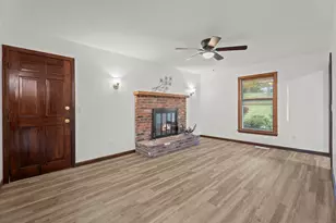 132 Linsley Lake Rd, Branford, CT 06471 - Photo 13