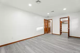 132 Linsley Lake Rd, Branford, CT 06471 - Photo 19