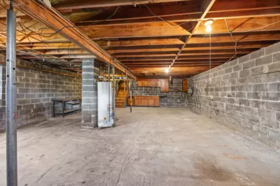 81 Esther Avenue, Waterbury, CT 06708 - Photo 25