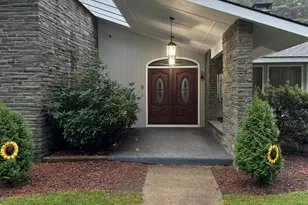 28 Fluery Dr, Stafford, CT 06076 - Photo 3