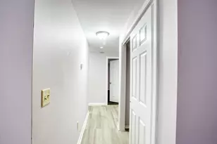 275 Westland St, Hartford, CT 06112 - Photo 11