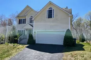 155 Ledgeland Dr, Groton, CT 06355 - Photo 3