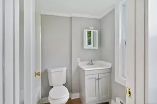 21 Holcomb Ave, Stamford, CT 06906 - Photo 35