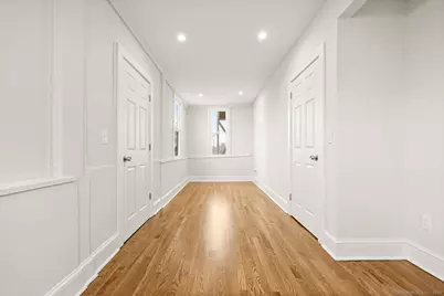 21 Holcomb Avenue, Stamford, CT 06906 - Photo 11