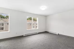 62 Chestnut St Ext, Danbury, CT 06810 - Photo 33