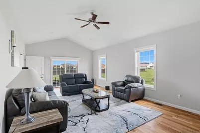 71 Middle Road, East Windsor, CT 06016 - Photo 17