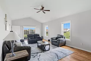 71 Middle Rd, East Windsor, CT 06016 - Photo 17