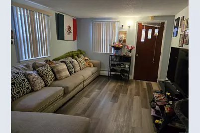 102 East Road, Bristol, CT 06010 - Photo 5