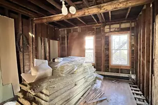 102 Cottage St, Killingly, CT 06239 - Photo 17