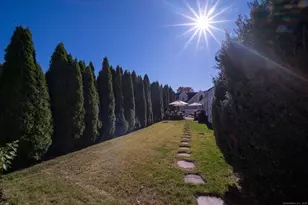 35 Hotchkiss Ln, Madison, CT 06443 - Photo 31