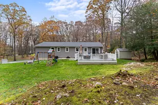 8 Possum Ridge Rd, Newtown, CT 06470 - Photo 3