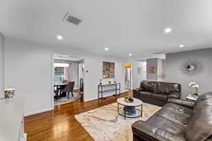 8 Possum Ridge Rd, Newtown, CT 06470 - Photo 9