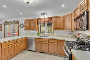 67 Pickerel Lake Rd, Colchester, CT 06415 - Photo 17