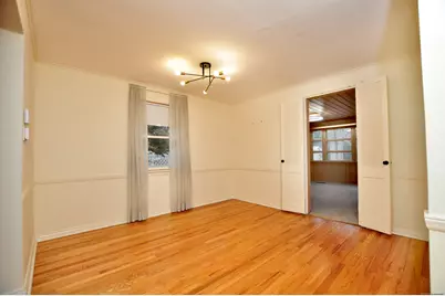 19 Seneca Road, West Hartford, CT 06117 - Photo 9