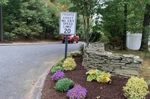 81 Belvedere (Monterrey) Dr, Tolland, CT 06084 - Photo 5