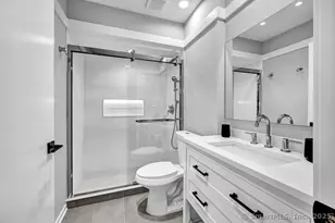 98 Heritage Vlg, Southbury, CT 06488 - Photo 7