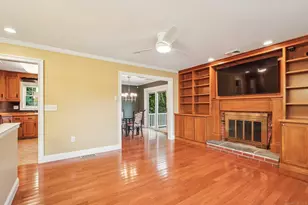 36 Douglass Rd, Bristol, CT 06010 - Photo 7