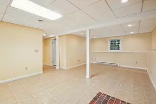 36 Douglass Rd, Bristol, CT 06010 - Photo 27