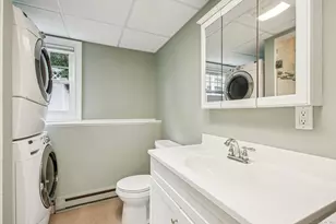 36 Douglass Rd, Bristol, CT 06010 - Photo 23