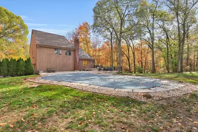 31 Erica Court, Southington, CT 06489 - Photo 11