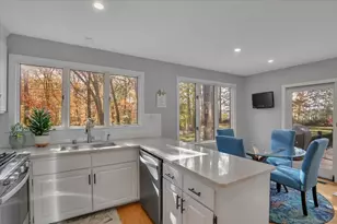 31 Erica Ct, Southington, CT 06489 - Photo 3