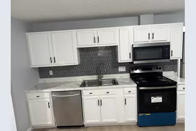 641 Middletown Avenue #2, New Haven, CT 06513 - Photo 3