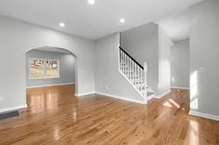 295 Haviland Rd, Stamford, CT 06903 - Photo 9