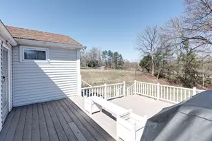 114 Elm St, Windsor Locks, CT 06096 - Photo 31